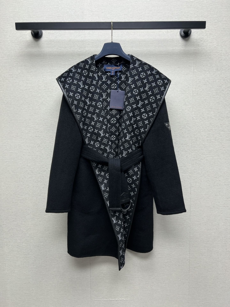 l0vis Vvtt0n outwear